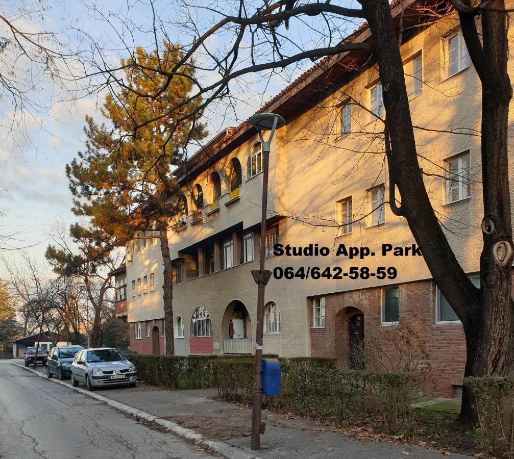 Apartman Park Jagodina-Studio U Centru Grada Free Parking Exterior foto